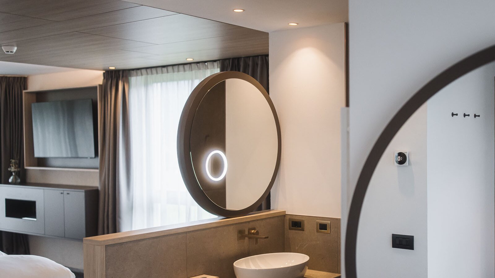 Suite Montanes Lavabo